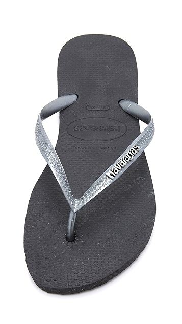 black havaianas with silver logo