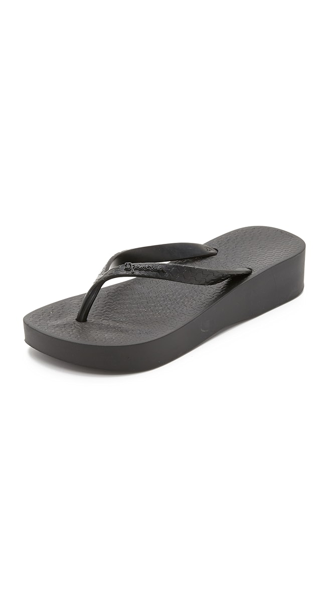 ipanema wedge flip flops