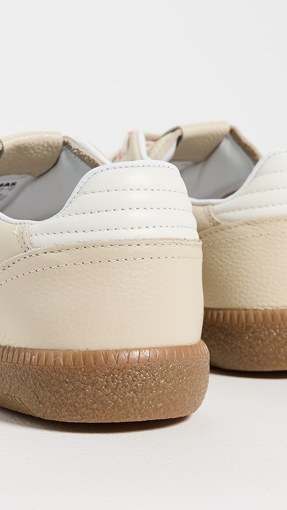alohaページ Tb.490 Club Cream Patent Leather Sneakers | ALOHAS