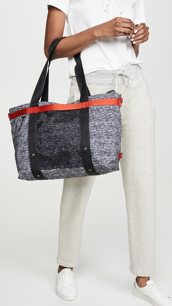 andi tote