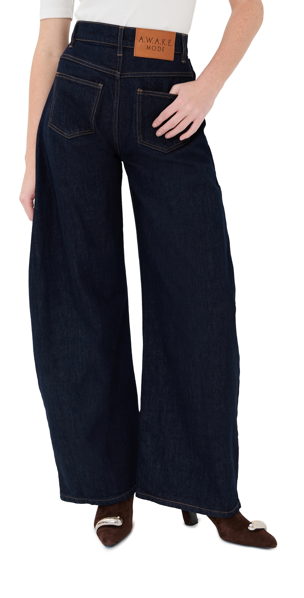 A.w.a.k.e. A. W.a. K.e. Mode Rounded Rinse Wash Jeans Indigo Rinse Wash In Blue