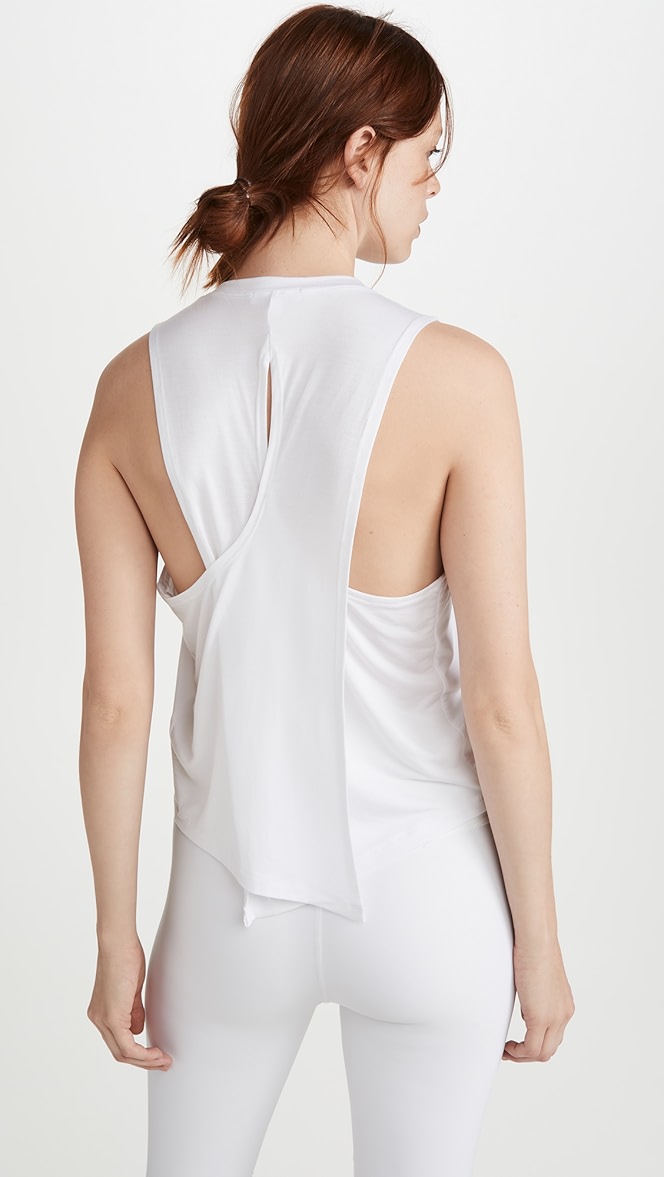Beyond yoga wrap around tank clearance