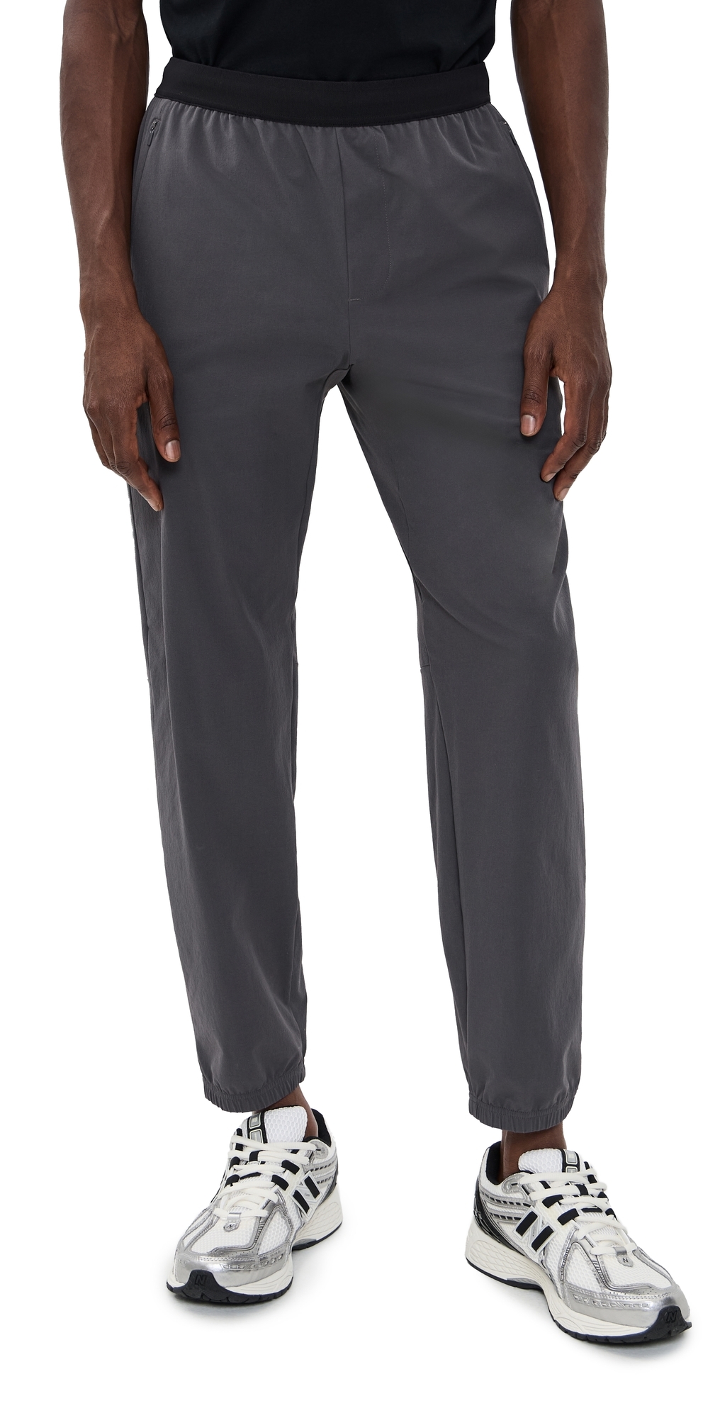 Beyond Yoga On The Go Men's Joggers Graphite In Gray