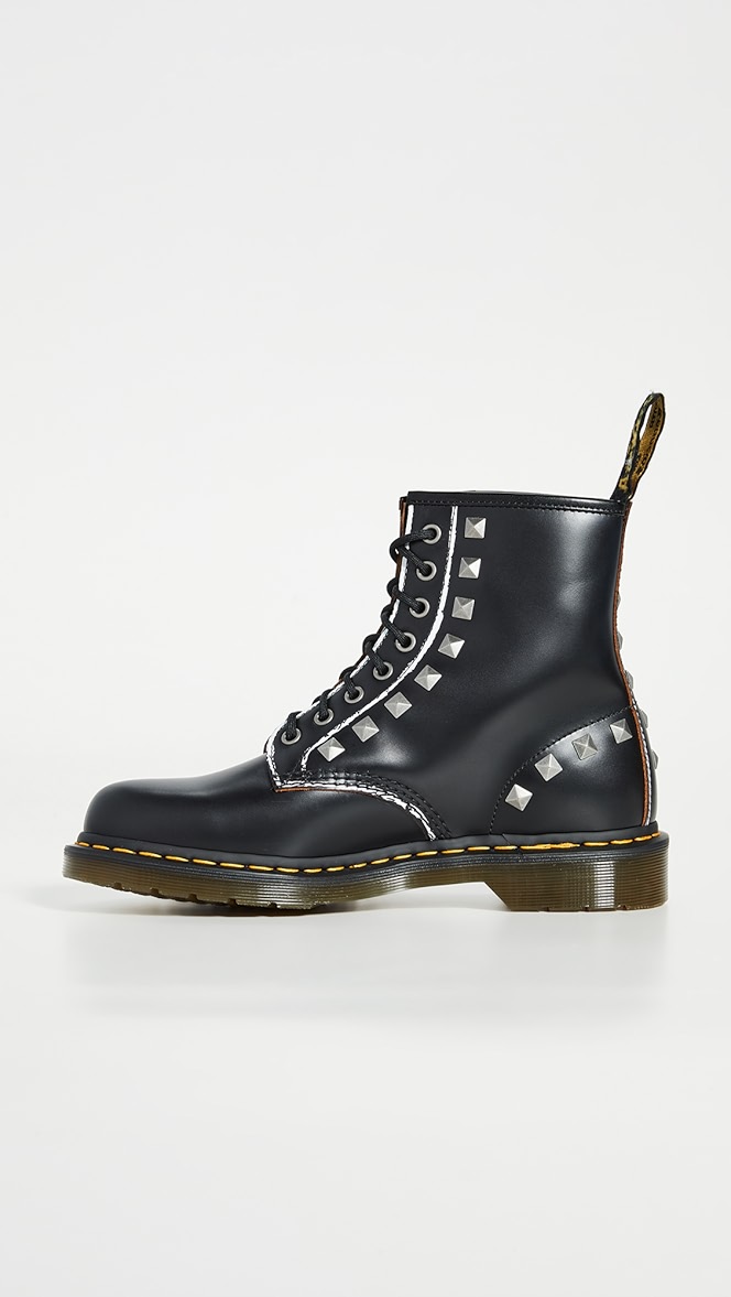 dr martens 1460 stud