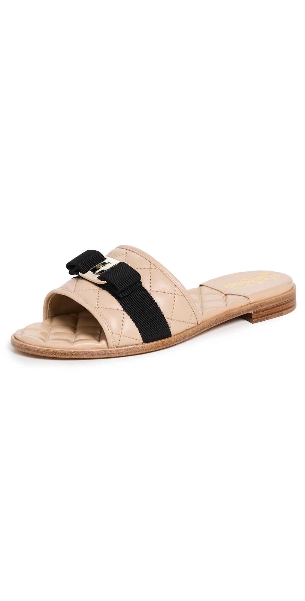 Ferragamo Viva Quilted Sandal In New Bisque