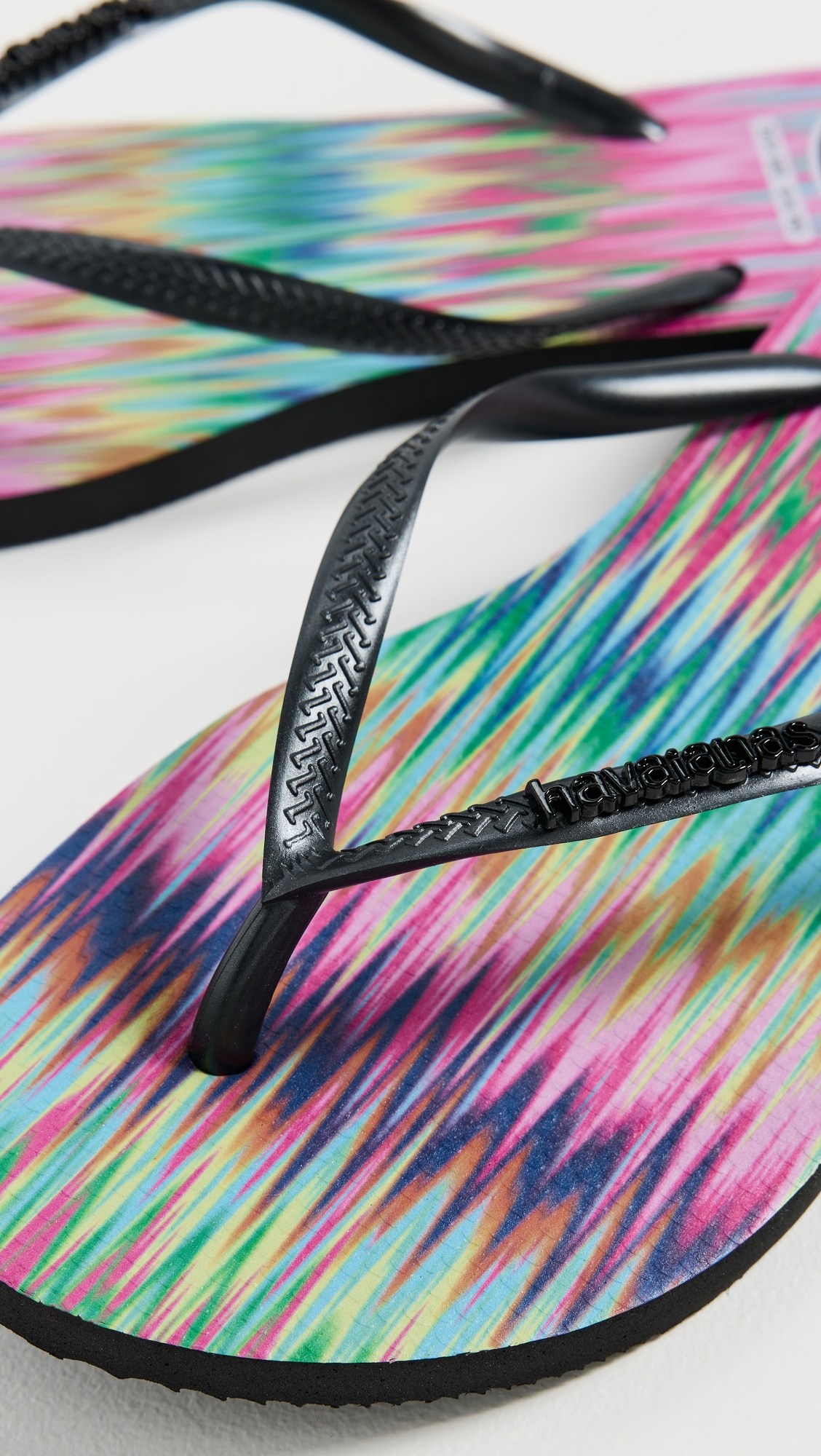 Havaianas Slim Bright Flip Flops thumbnail