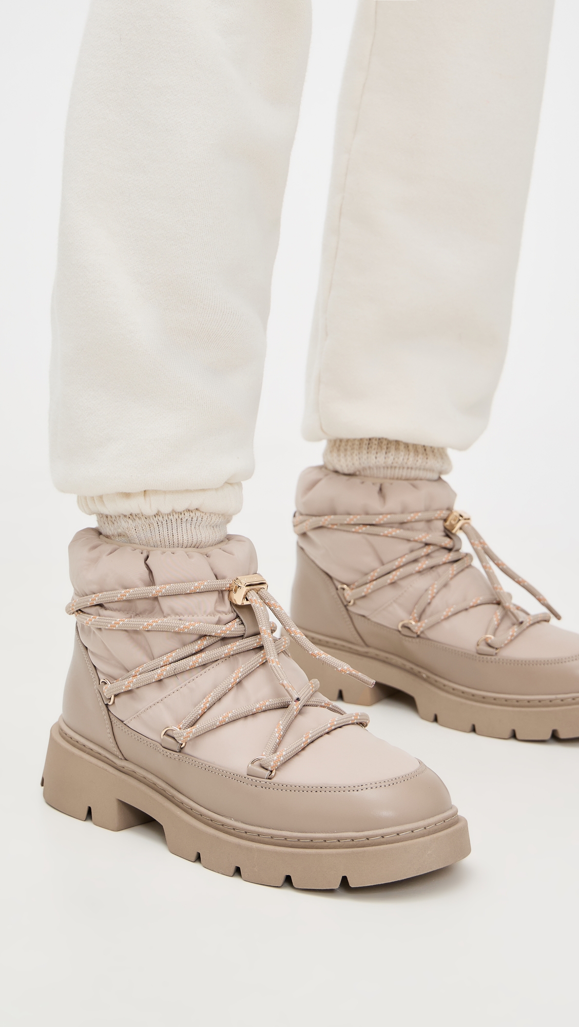 Inuikii Biker Puffer Boots thumbnail