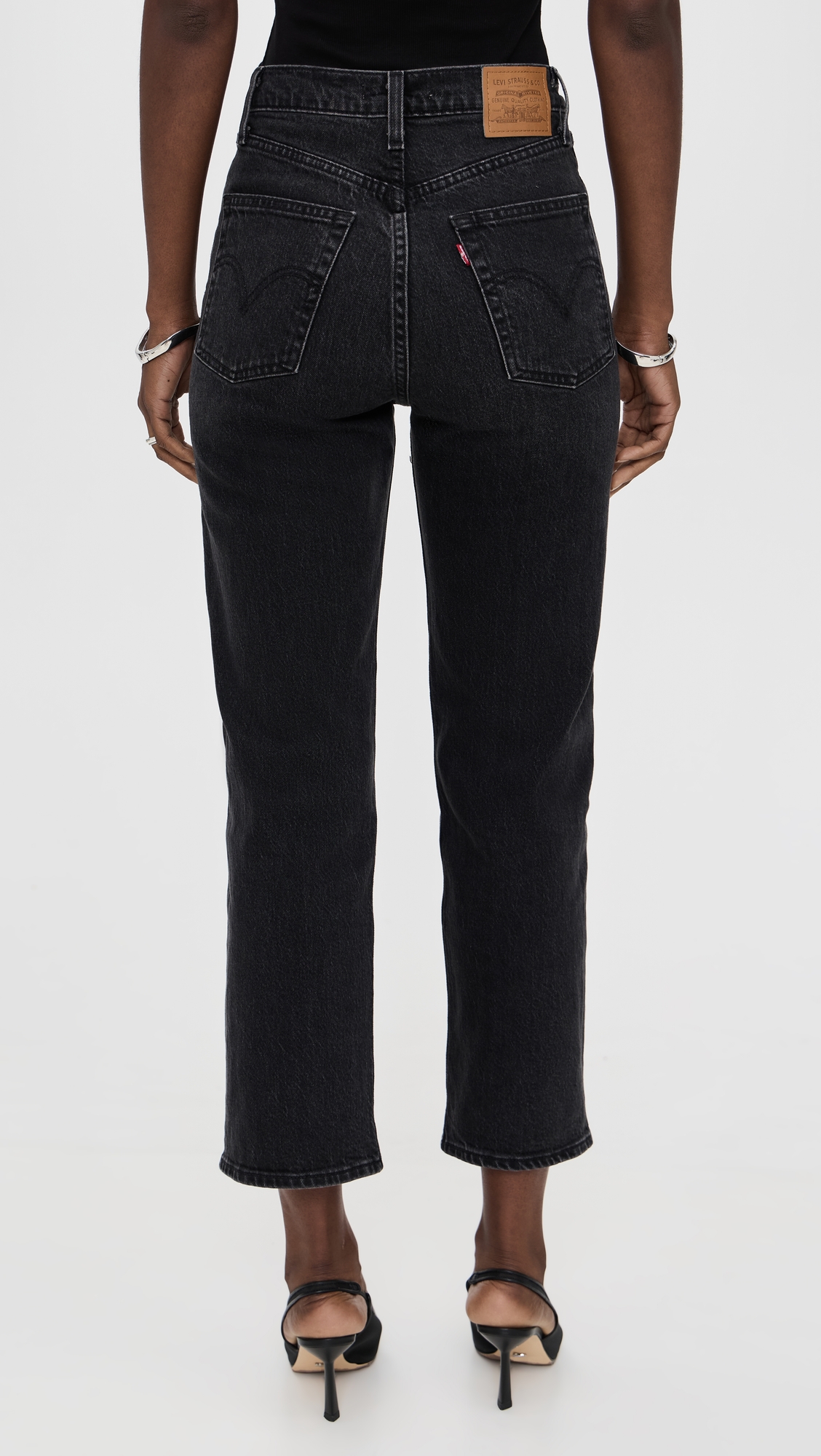 Levi's Ribcage Straight Ankle Jeans thumbnail