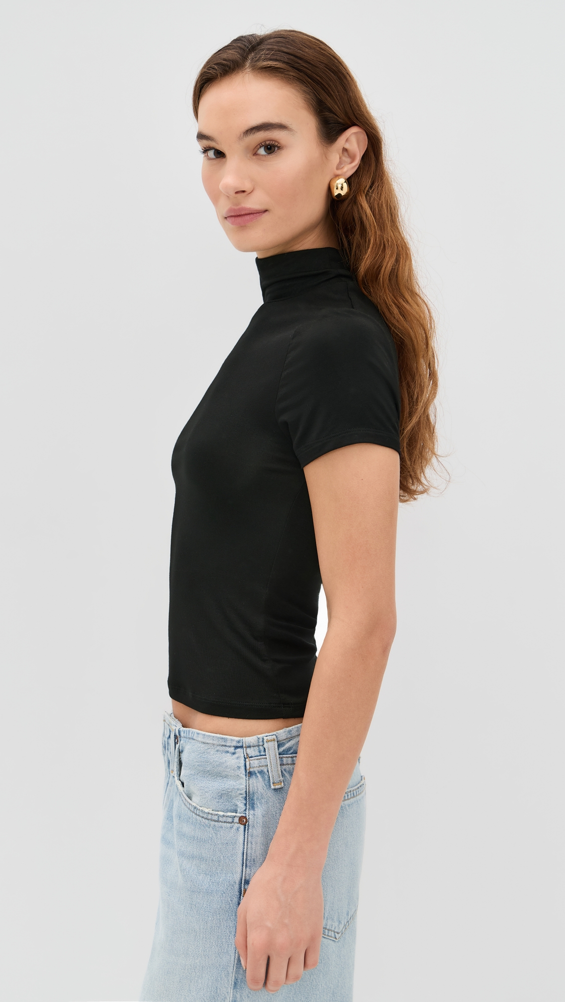 LNA Demi Fitted Mock Neck