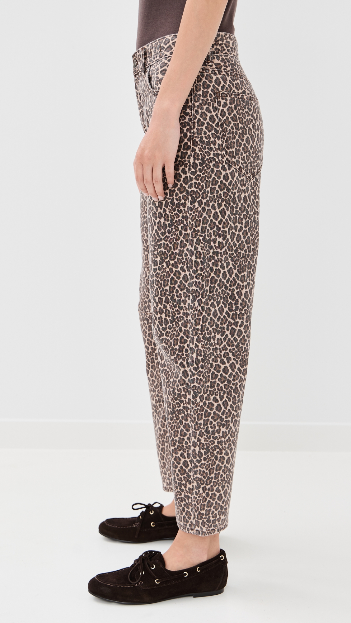 Madewell The Darted Barrel Leg Jeans thumbnail