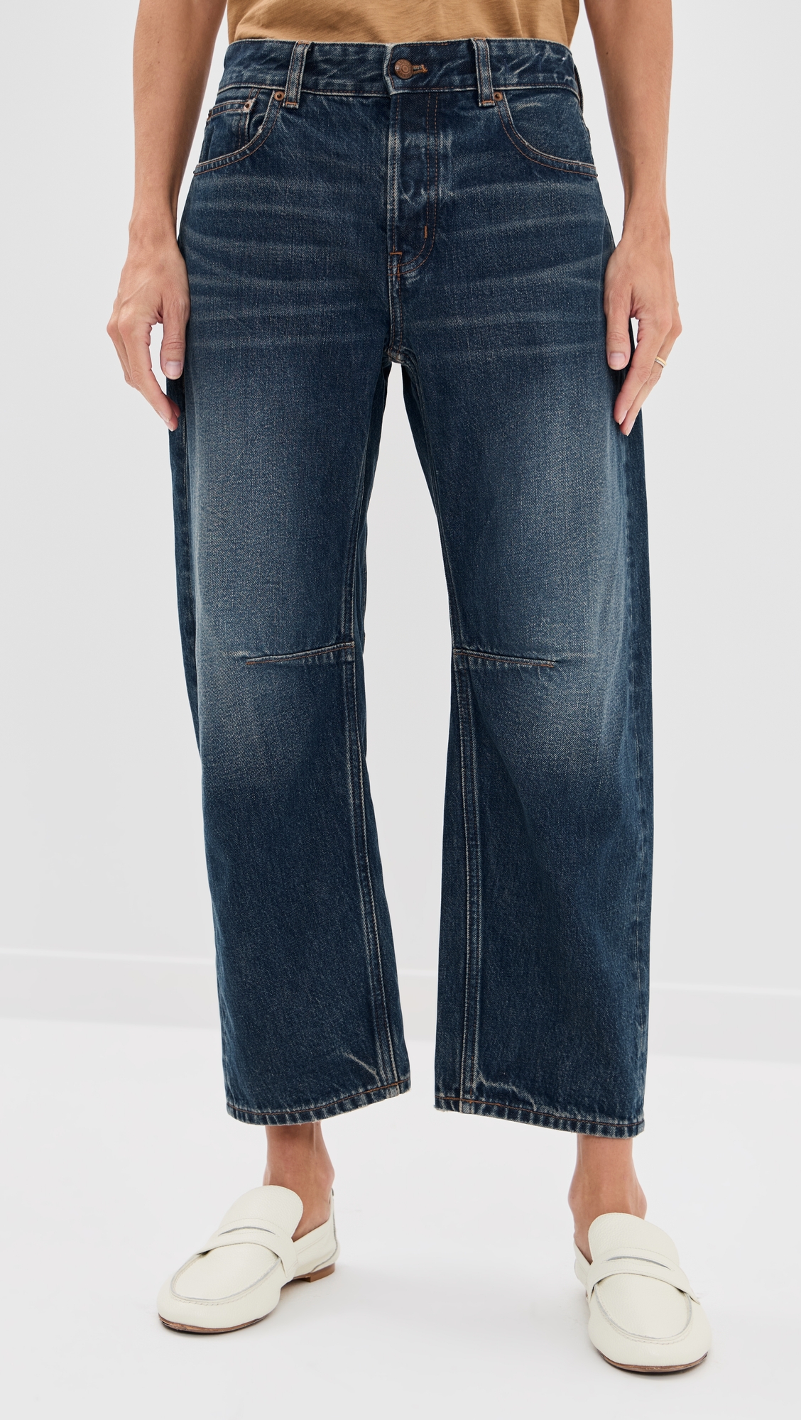 Madewell Petite Darted Barrel Leg Jeans