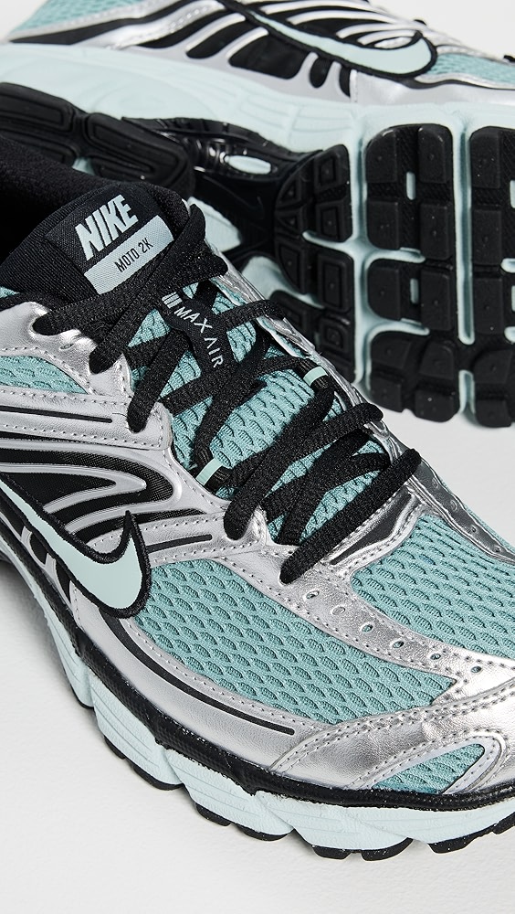 Nike W Nike Air Max Moto 2k Sneakers | Shopbop