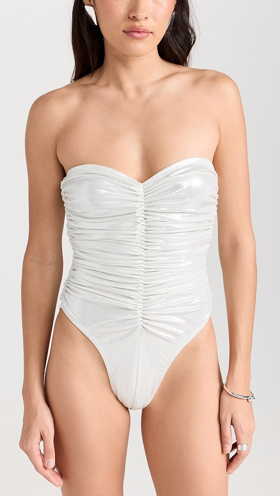 Maillot de bain mariage – Slinky Marissa One Piece Lingerie de la mariée The Wedding Explorer Maillot de bain mariage – Slinky Marissa One Piece Lingerie de la mariée The Wedding Explorer