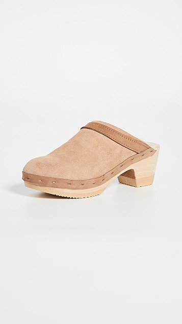 mid heel clogs