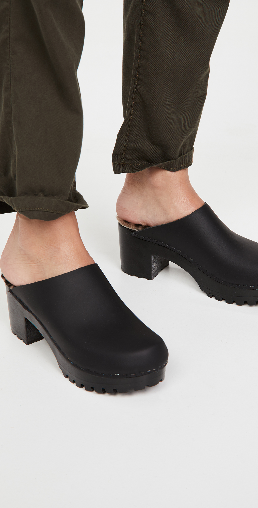 No 6 liza clog Clearance