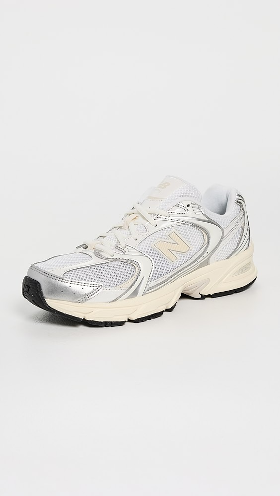 new balance サブバック self stanad ホワイト New Balance 327 Women's Sneakers | Sea Salt/White/Black