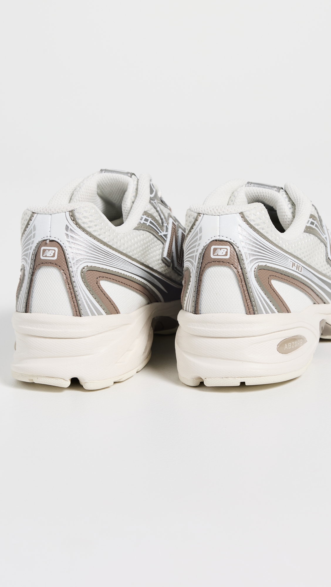 New Balance 740 Sneakers thumbnail