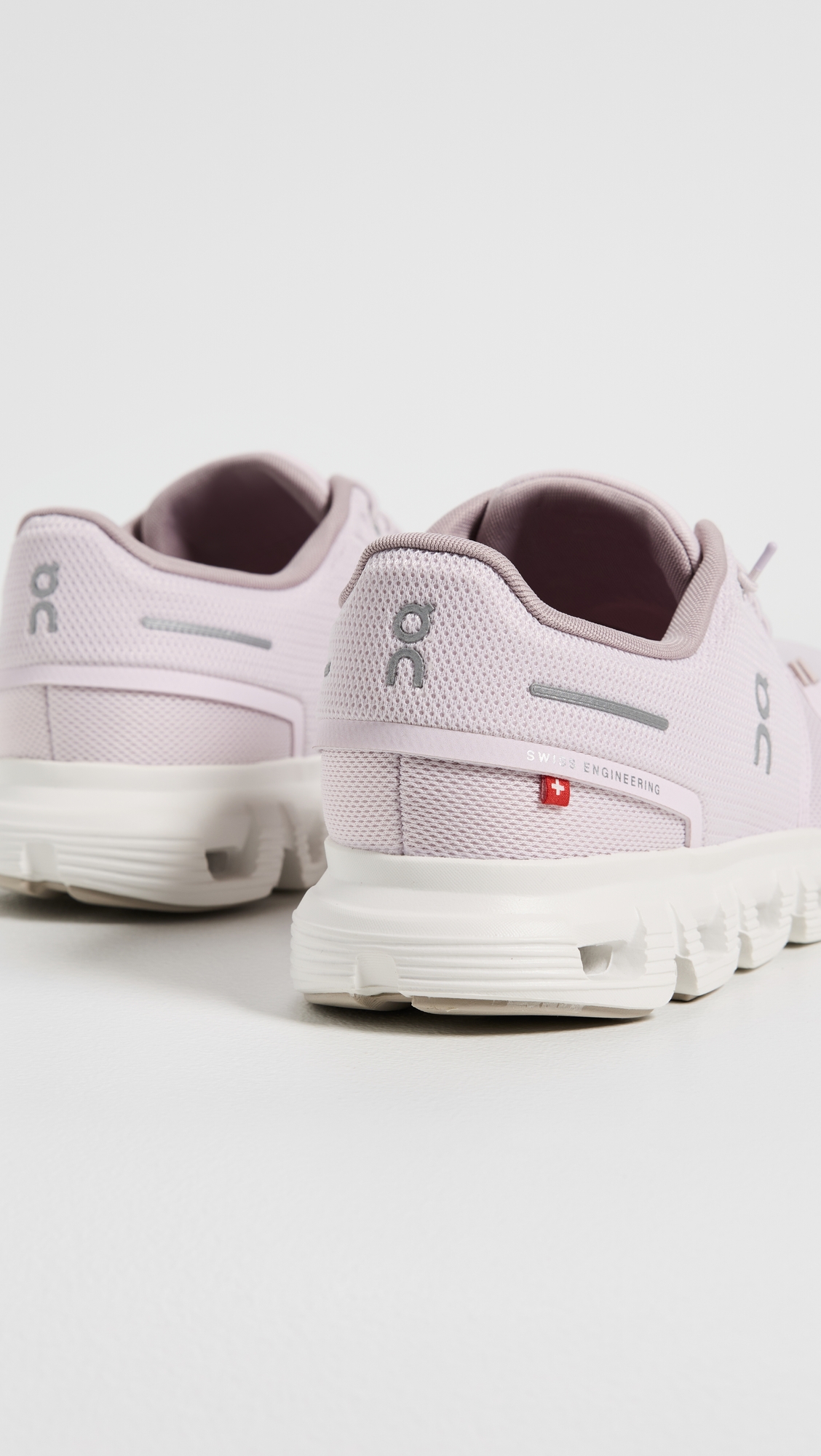 ON Cloud 6 Sneakers thumbnail