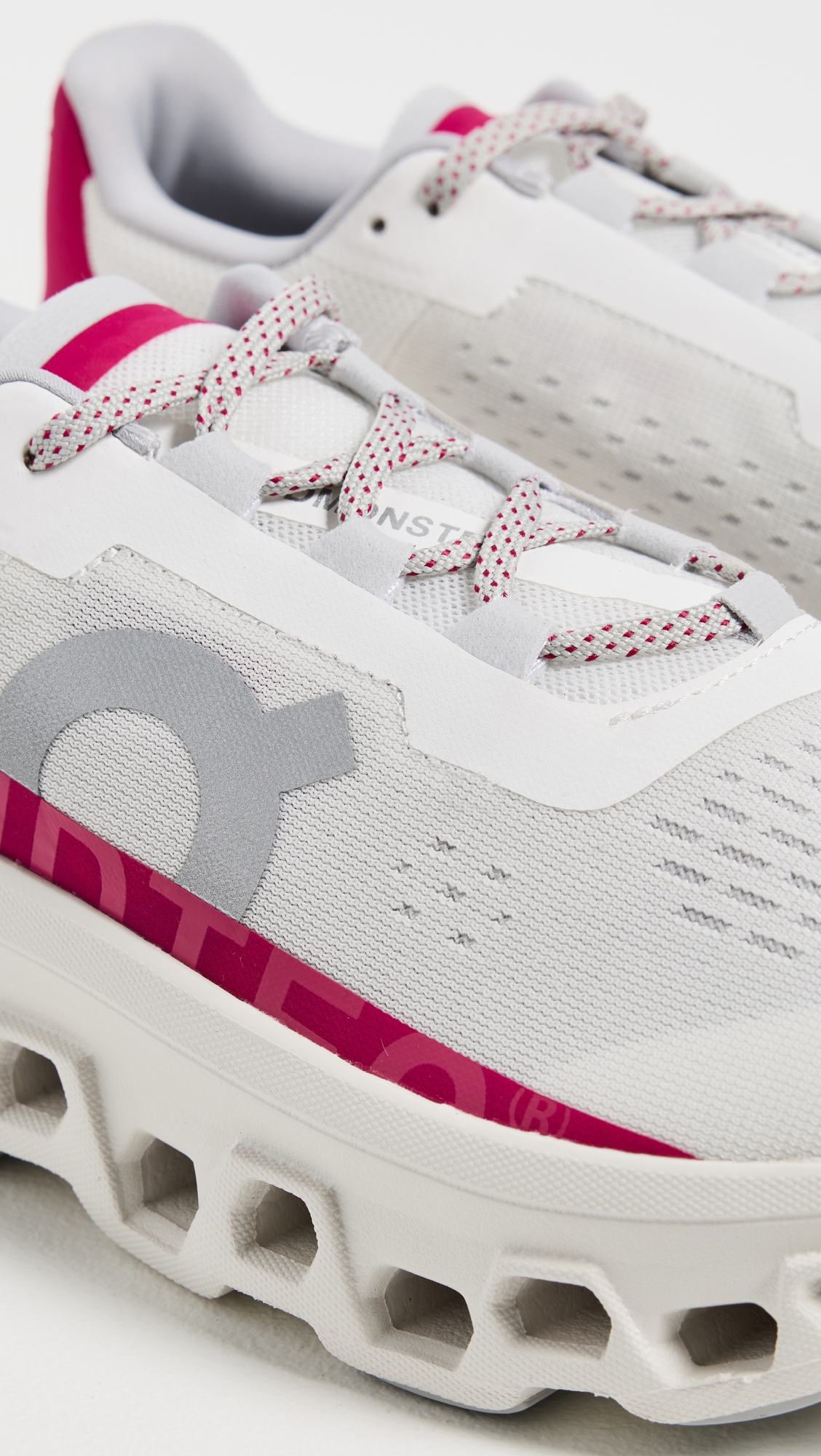 ON Cloudmonster Sneakers thumbnail