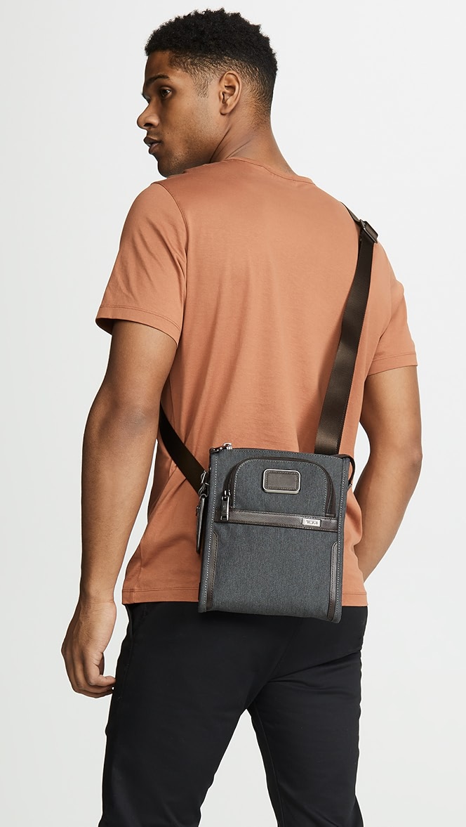 tumi pocket bag small