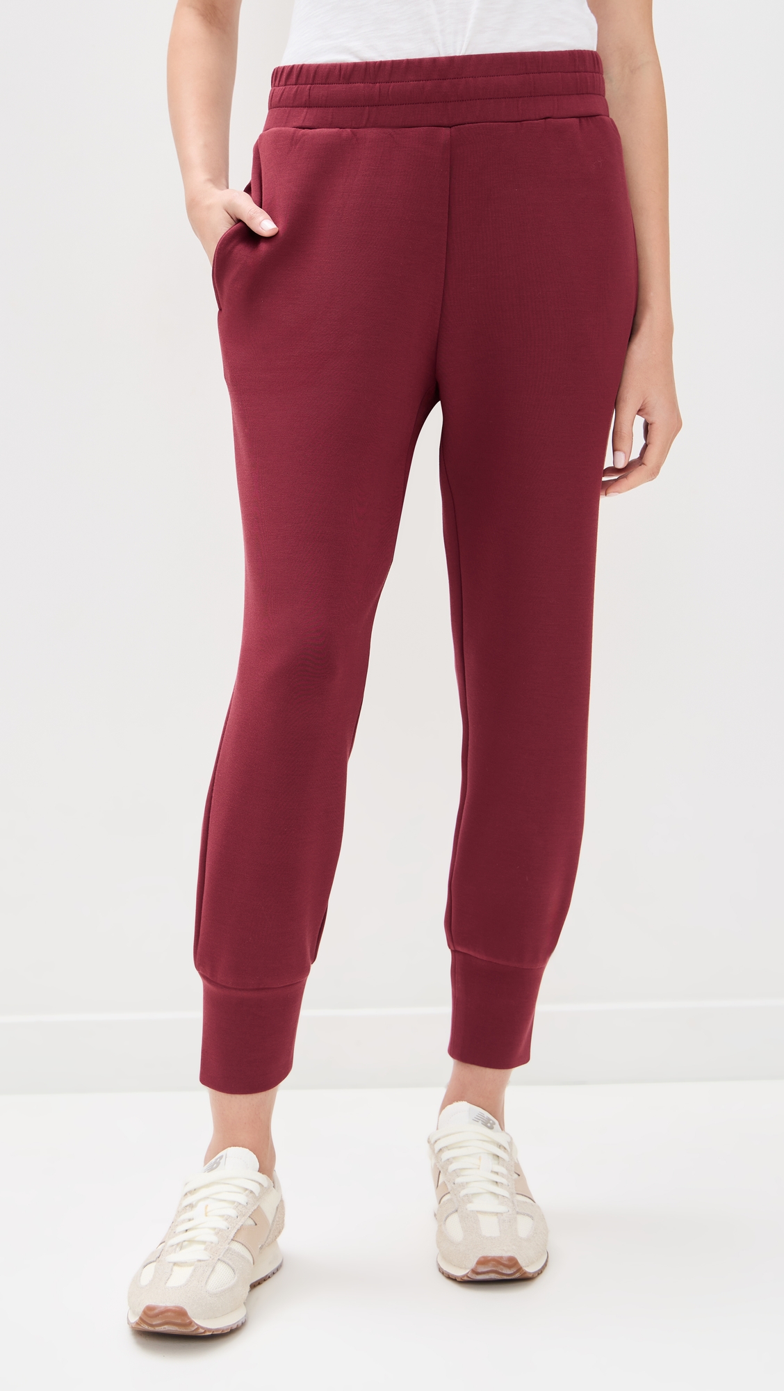 Varley The Slim Cuff Pants thumbnail