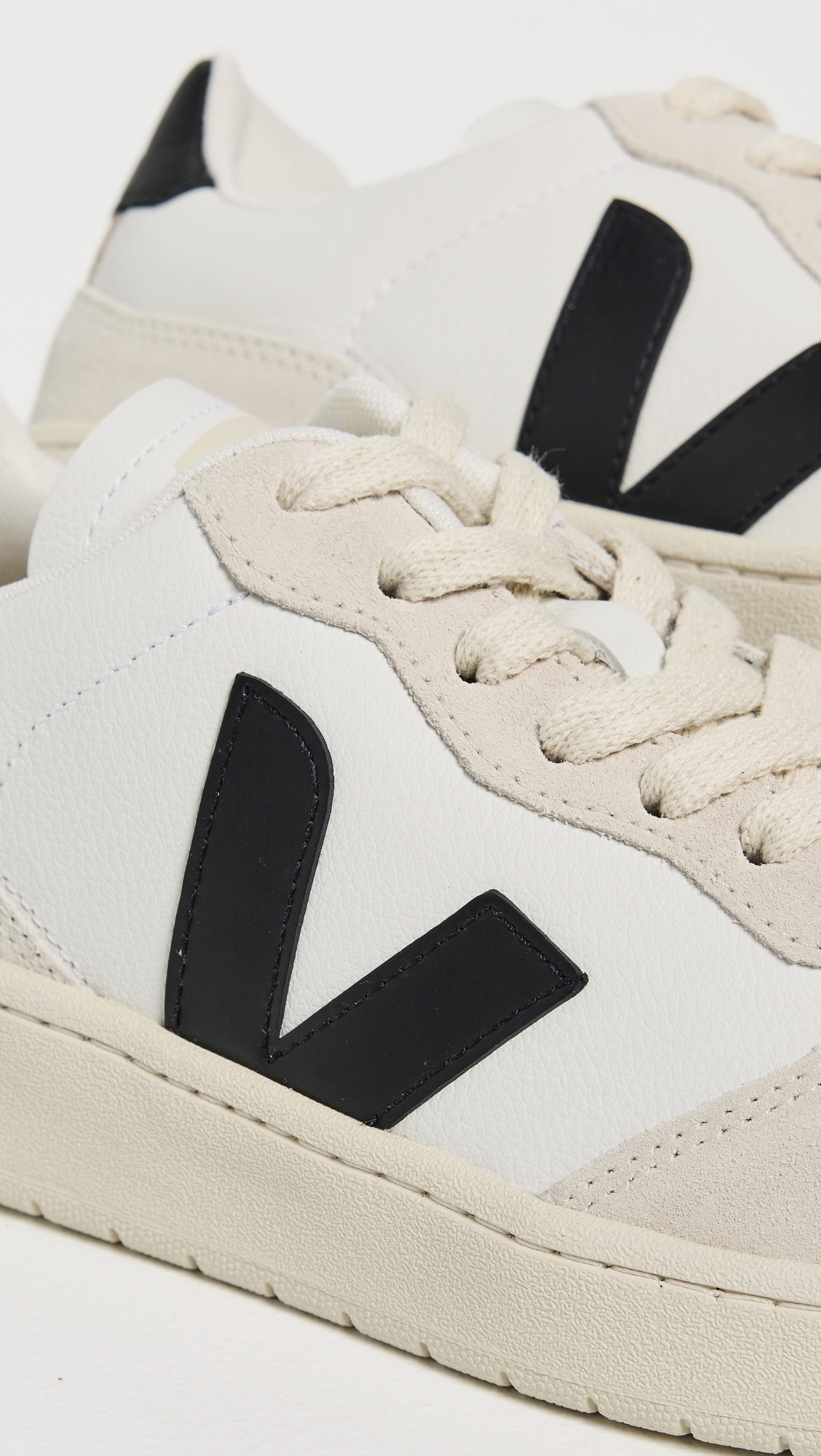 Veja V-90 Sneakers