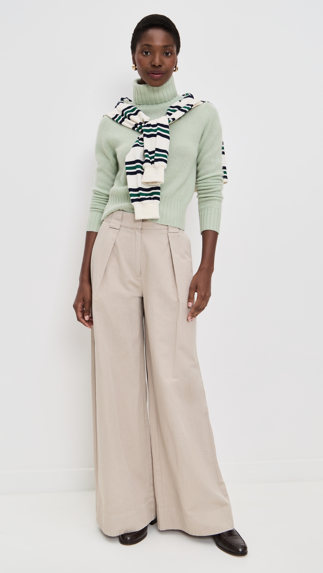 White + Warren Cashmere Featherweight Turtleneck thumbnail