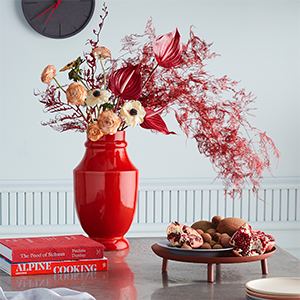 Color story: Tomato Red & Ice Blue