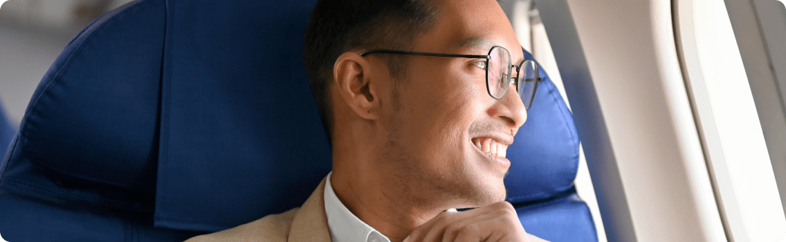 Motion sickness treatment from Amazon One Medical Pay-per-visit Man flies in an airplane without motion sickness symptoms