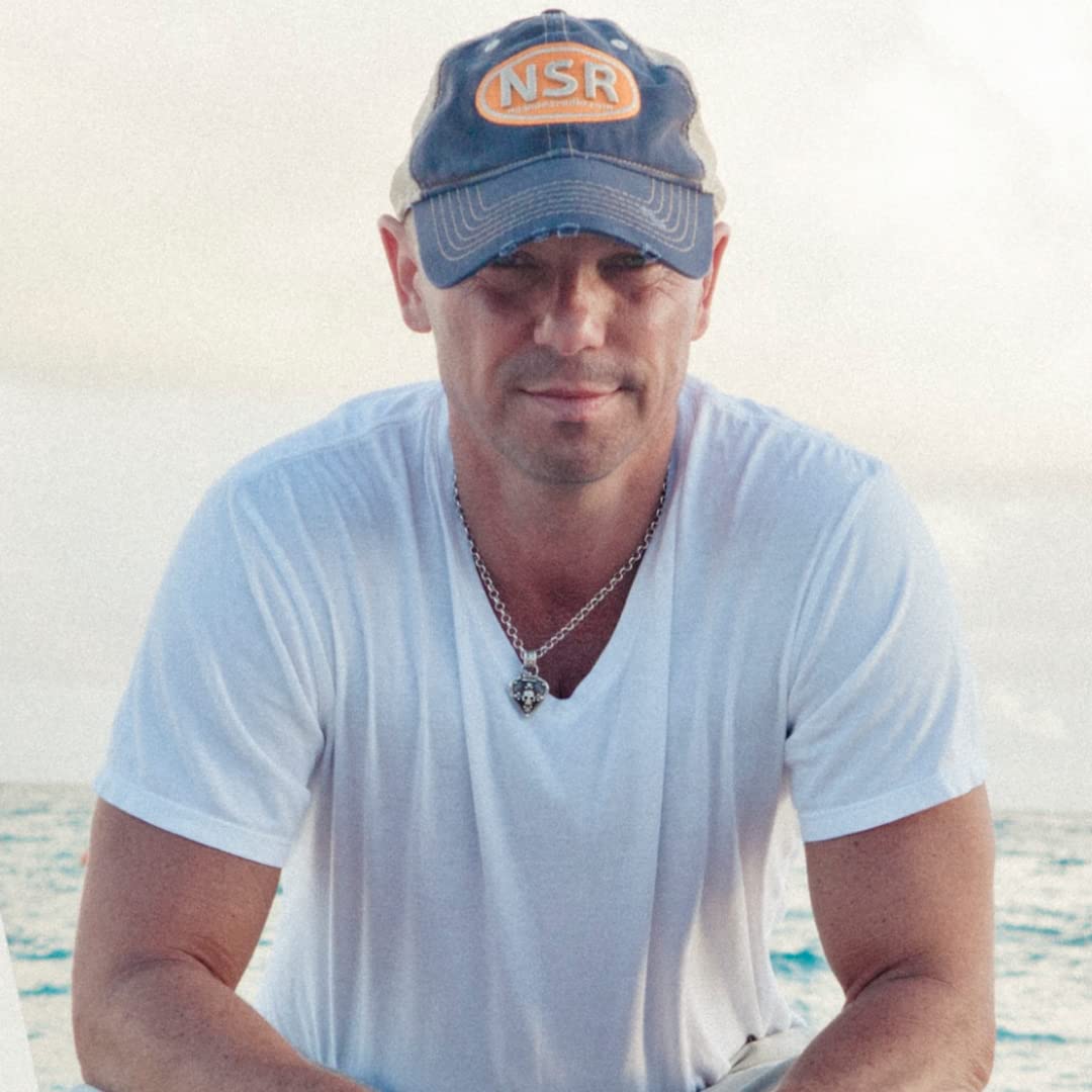 About Kenny Chesney