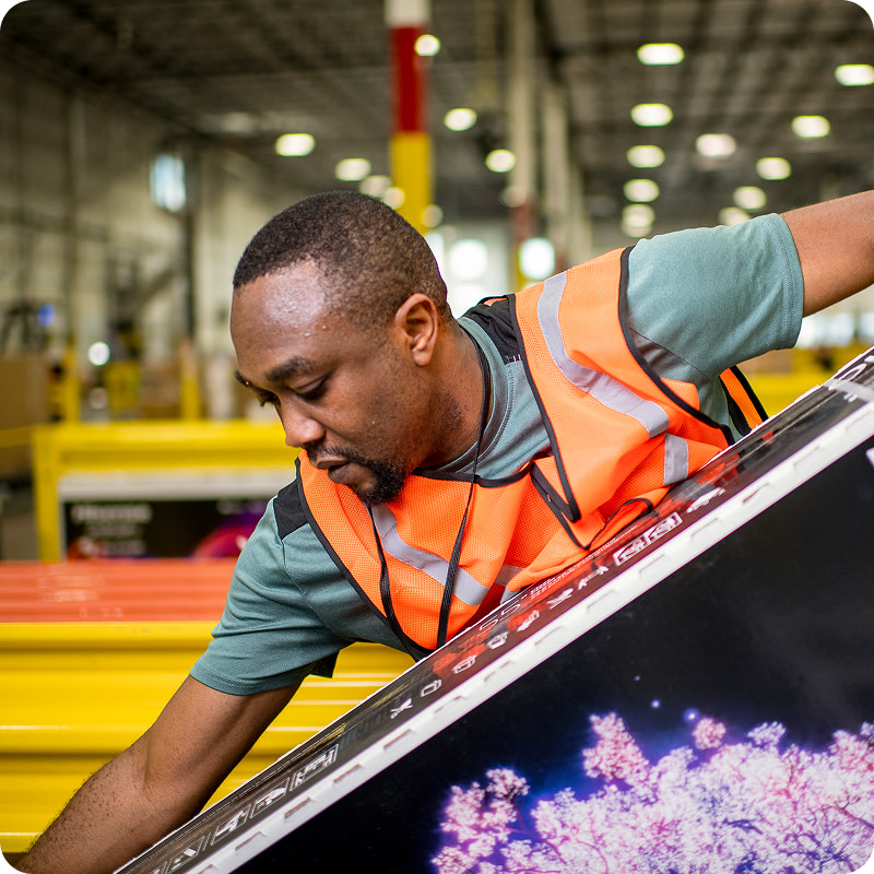 Amazon XL Warehouse Associate | Now Hiring | Amazon