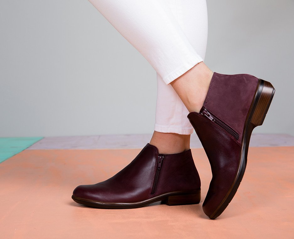 Women's Boots and more FREE Shipping & 365 Day Return