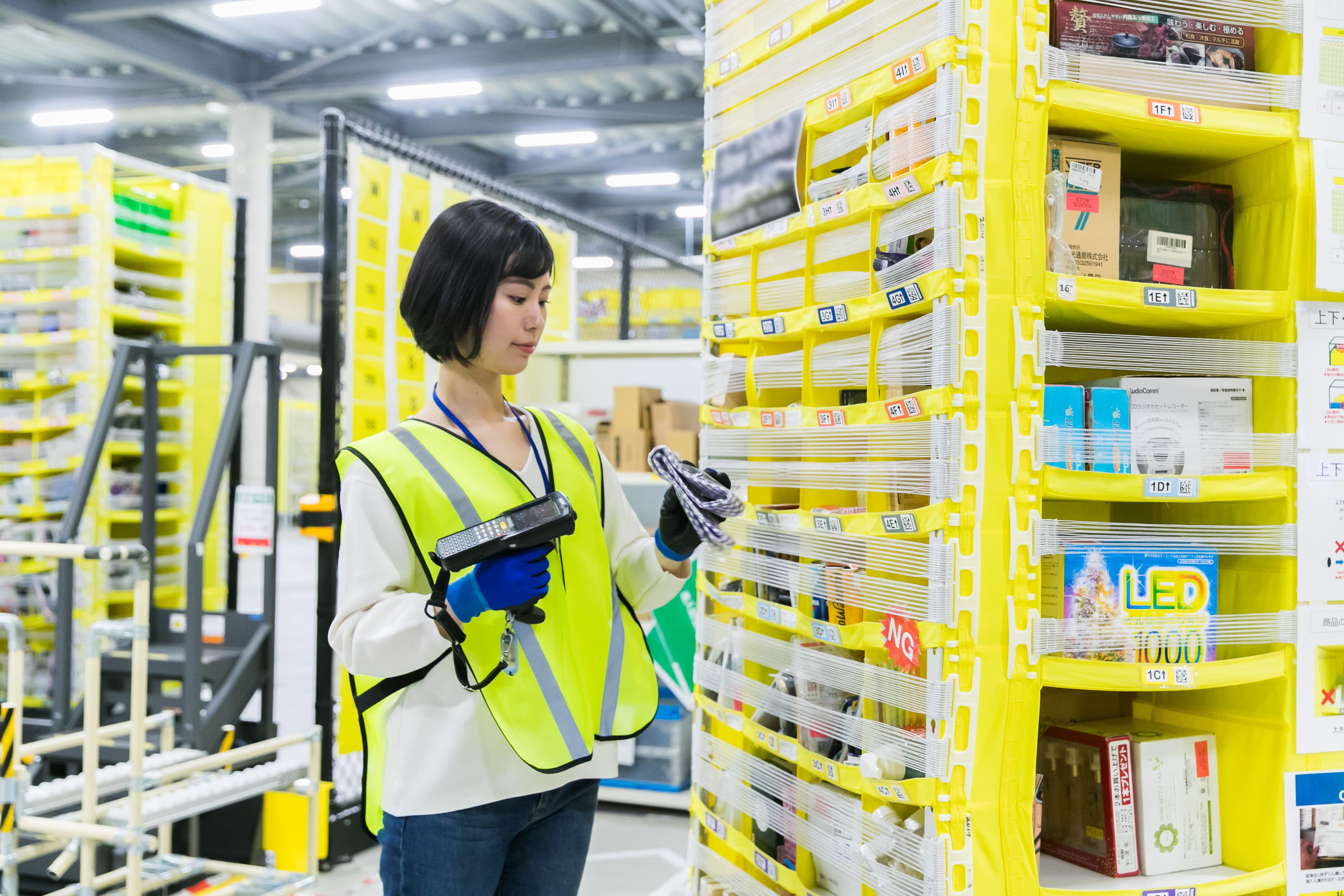 アマゾンで働く 埼玉県坂戸フルフィルメントセンター アマゾンジャパン公式