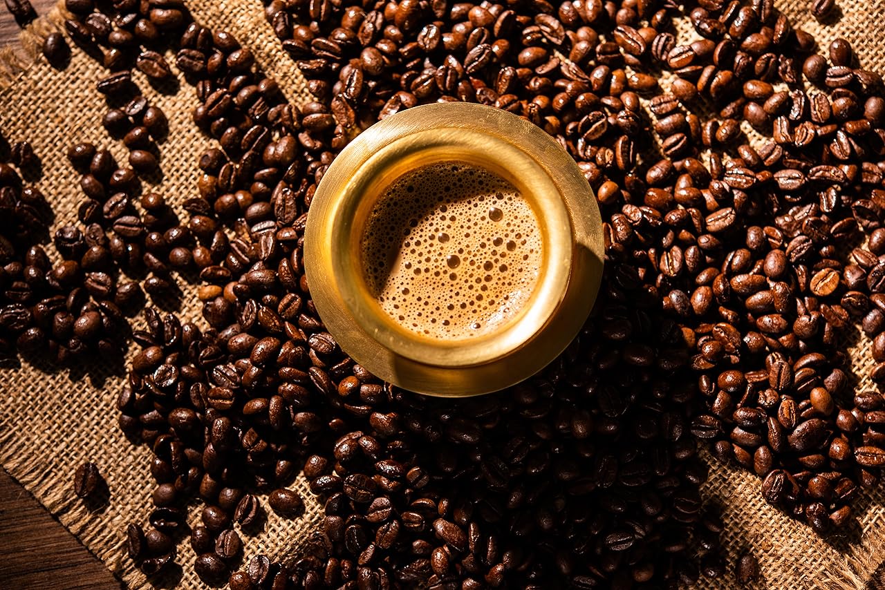 Learn how to start a coffee export business from India easily with e-commerce and start selling your coffee products across the world.