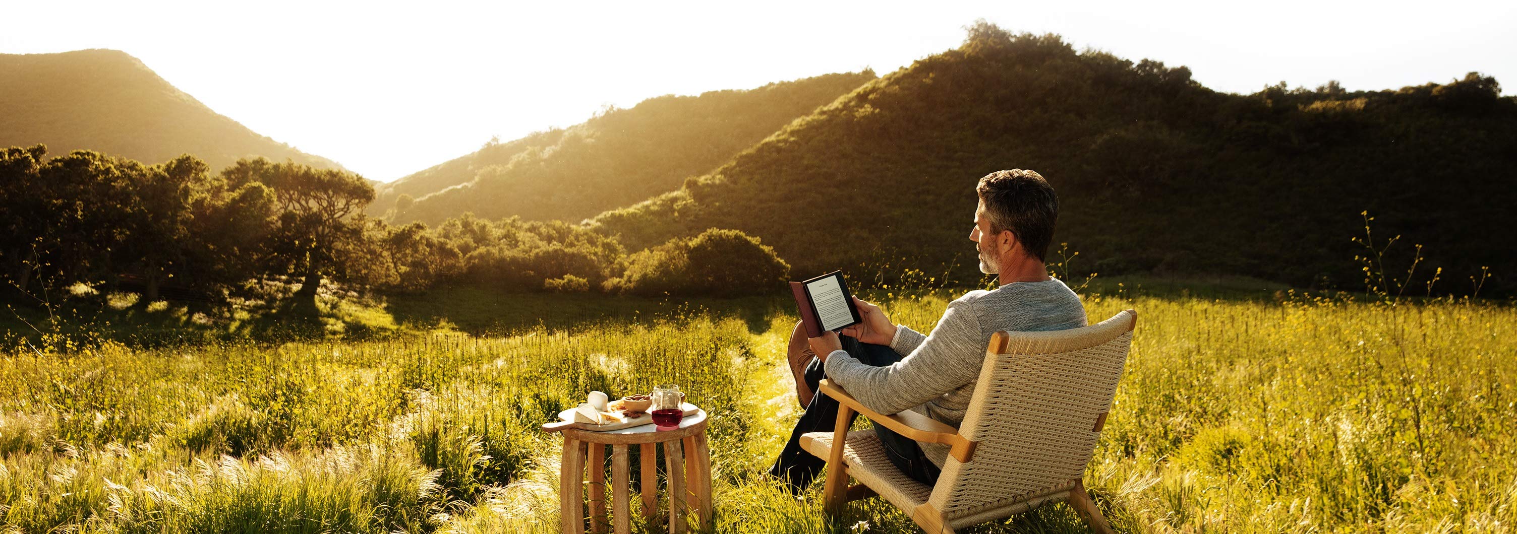 Kindle Oasis With 7” display and page turn buttons WiFi (8 GB