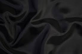 Tissu taffetas 100 % soie bleu nuit pour confectionner votre robe de soirée sur mesure