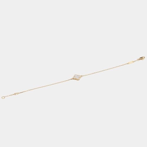 Image of Lucky Charm Clover Bracelet for Women | 925 Sterling Silver with 18K Gold Plating | Adjustable & Anti-Tarnish | Stylish Designer-Inspired Jewelry