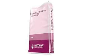 Cloruro de potasio KCl hidrosoluble 00-00-60. Envase 25 Kg. Utilizado en todo tipo de cultivos desde leñosos a hortalizas, como gran aportador de potasio