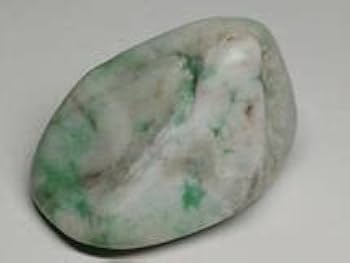 Amazon.co.jp: 白緑 82g (k) 翡翠 原石 ヒスイ 鉱物 鑑賞石 糸魚川