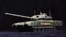 Amazon.co.jp: 135 ロシア軍 T14 アルマータ 主力戦車 組立塗装済完成