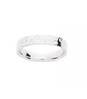 Alliance Or 9 carats et Diamant Flori 72, le cadeau de mariage ou d'anniversaire idéal