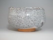 Amazon.co.jp: A2162 桔梗屋窯 桑原小三郎 作 鼠志野 茶碗 共箱