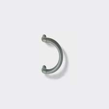 CONFALONIERI MANIGLIONE TONDO diam. 30 interasse mm. 200 Nylon nero Vendita a coppia completo di fissaggi