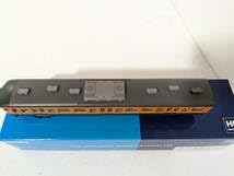 新品未使用　TOMIX HO-301クハ１１１　2100 TOMIX HO-301 クハ111 2100形 湘南色 トイレ付 HO 鉄道模型 中古