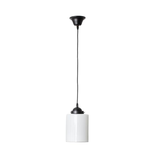 Lampes suspendues sur cordon pour illuminer votre table de salle à manger avec élégance moderne