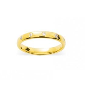 Alliance Or 18 carats et Diamants LOREA le cadeau parfait pour célébrer votre amour