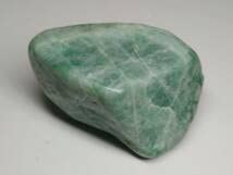 Amazon.co.jp: 緑塊 183g 翡翠 原石 ヒスイ 鉱物 鑑賞石 糸魚川 水石