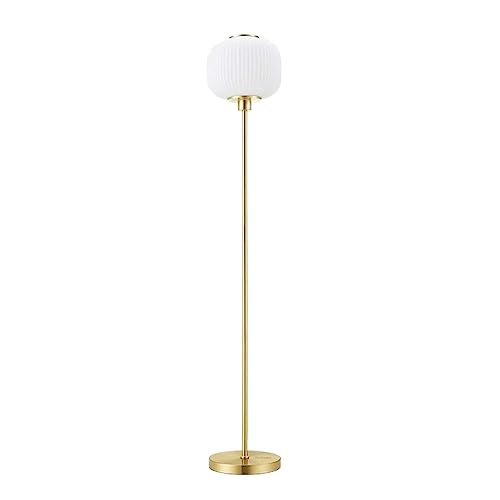 Lampe sur pied design nordique pour créer un coin lecture cosy