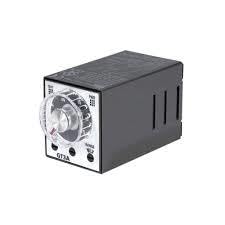 IDEC GT3A-4AF20 11-PIN, 5 AMP, DPDT, Plug-in, Timer