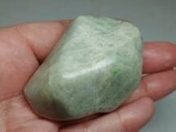 Amazon.co.jp: 黄緑 167g 翡翠 原石 ヒスイ 鉱物 鑑賞石 糸魚川 水石